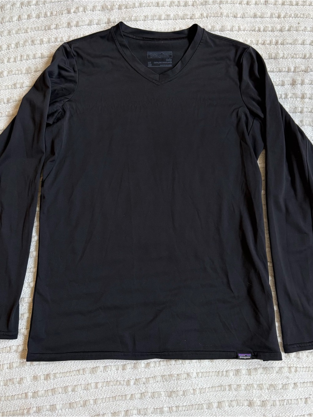 Patagonia Capilene V Neck Long Sleeve Base Layer Black Size Women’s XS